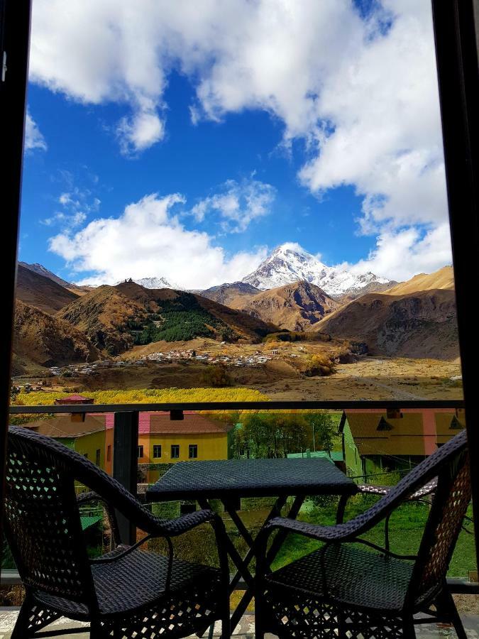 North Kazbegi Hotel Exterior photo